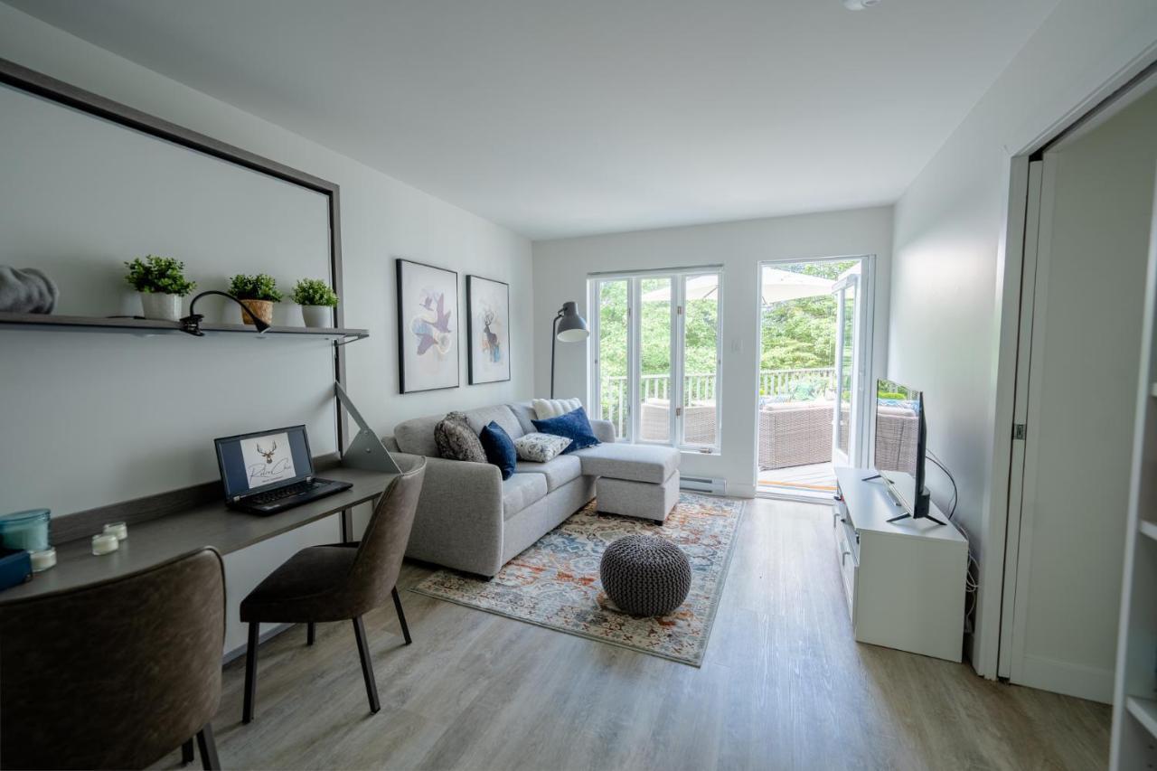 Le Retro Chic A Apartment *